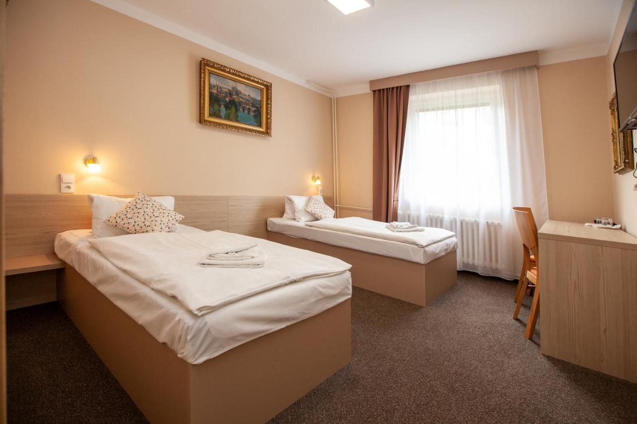 Hotel Stella Plzeň Buitenkant foto