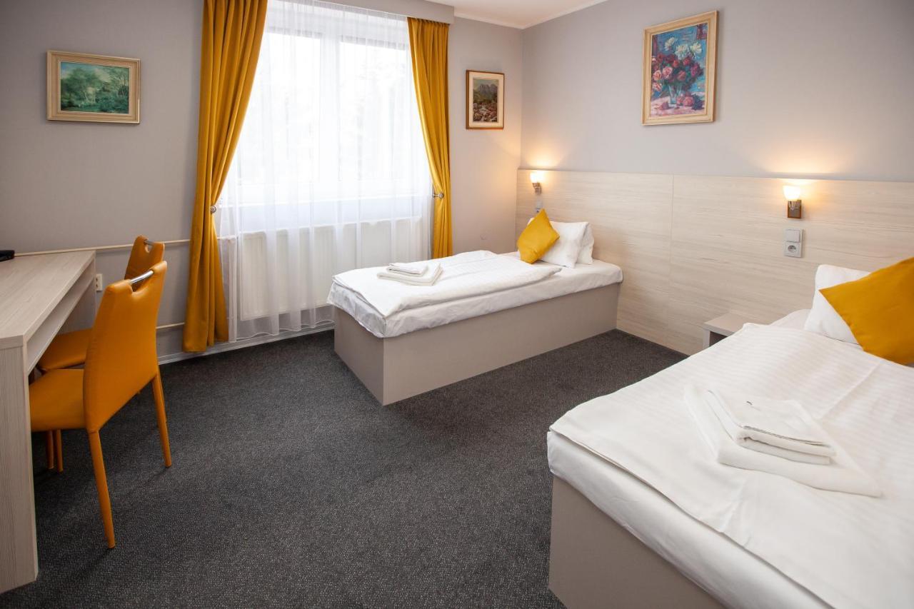 Hotel Stella Plzeň Buitenkant foto